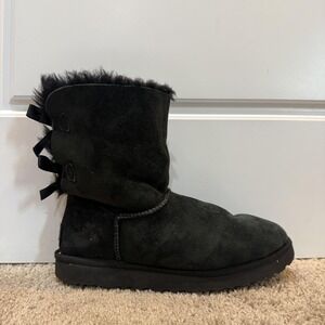 UGG Boots Womens Size 10 Black Suede Mid Calf Bow Shearling Winter 1016229